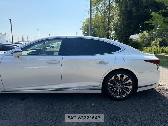 Lexus LS 2017-11 8551630-9