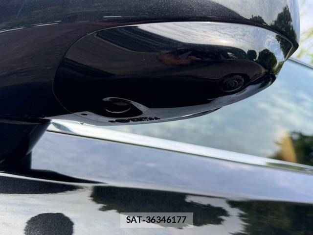 Lexus LS 2023-06 8551634-9