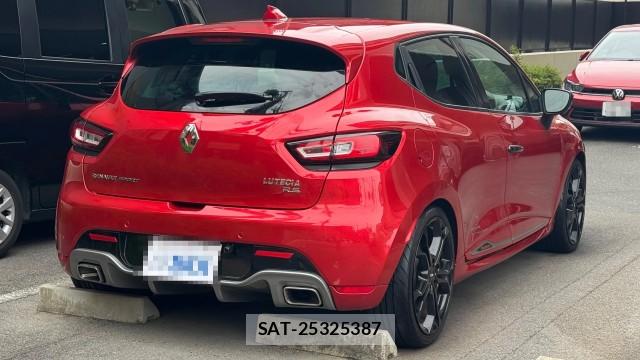 Renault LUTECIA 2018-08 8550337-10