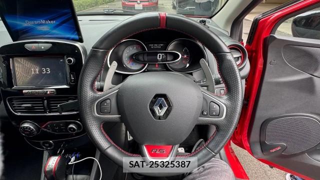 Renault LUTECIA 2018-08 8550337-13