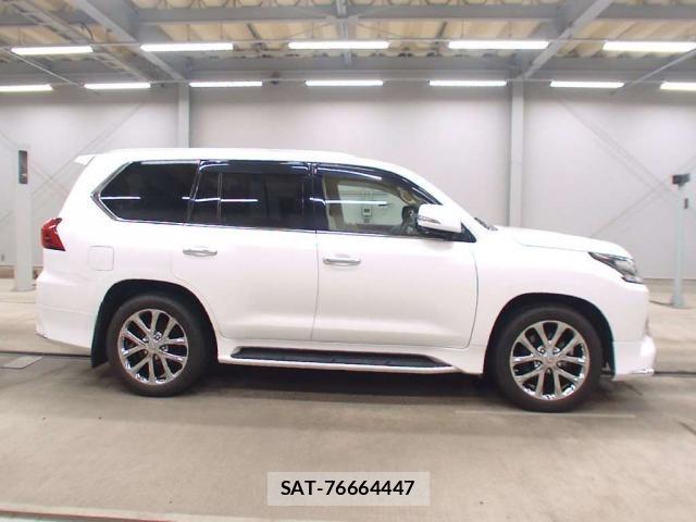 Lexus LX 2015-10 8547801-8