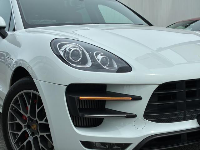 Porsche MACAN 2014-12 8545931-13