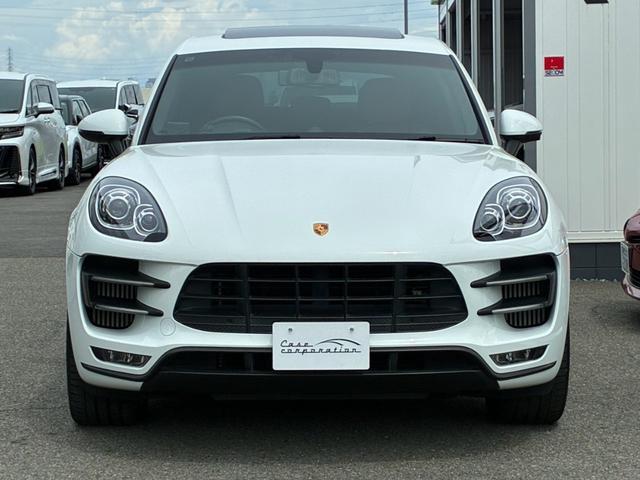 Porsche MACAN 2014-12 8545931-7