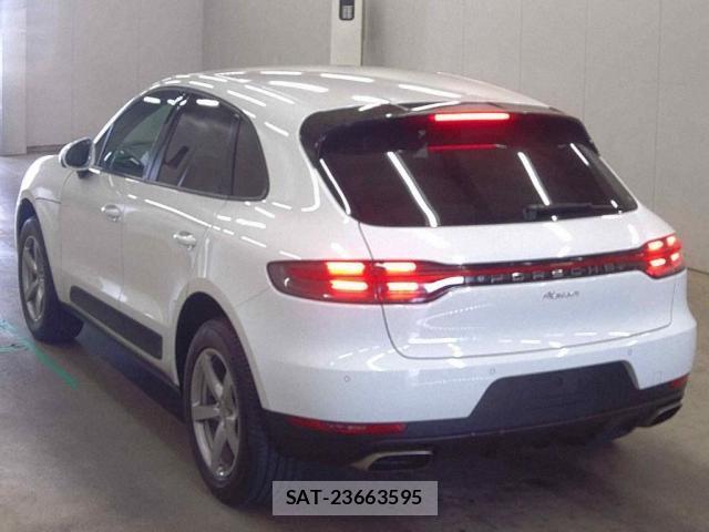 Porsche MACAN 2021-06 8547829-1