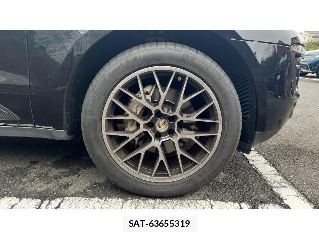 Porsche MACAN 2014-12 8548762-7