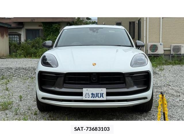 Porsche MACAN 2024 8548792-1
