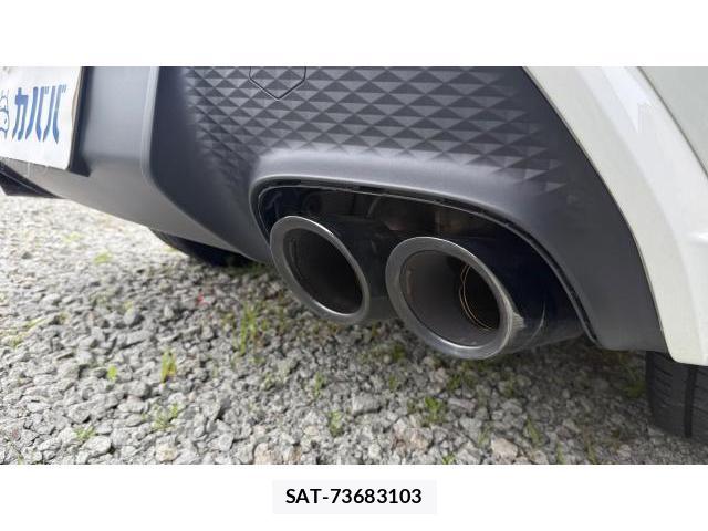 Porsche MACAN 2024 8548792-18
