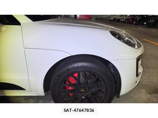 Porsche MACAN 2017 8548795-19