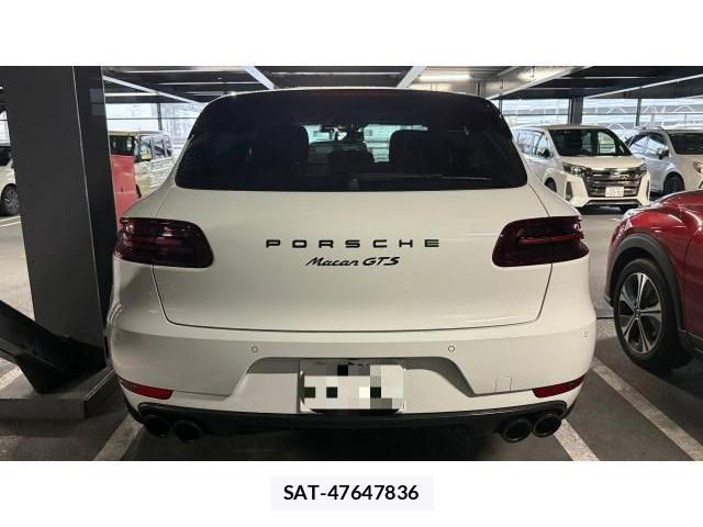 Porsche MACAN 2017 8548795-2