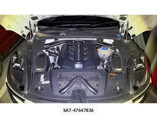 Porsche MACAN 2017 8548795-6