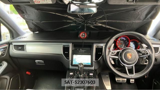 Porsche MACAN 2015-06 8550216-2