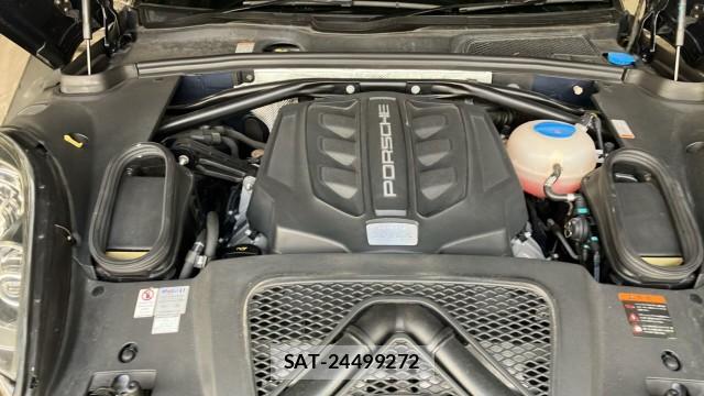 Porsche MACAN 2015-10 8550366-7