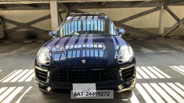 Porsche MACAN 2015-10 8550366-9