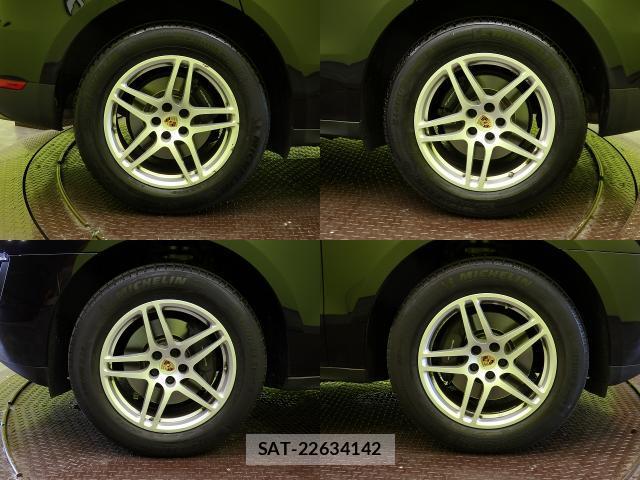 Porsche MACAN 2017-01 8550884-16