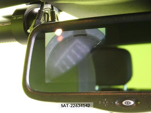 Porsche MACAN 2017-01 8550884-5