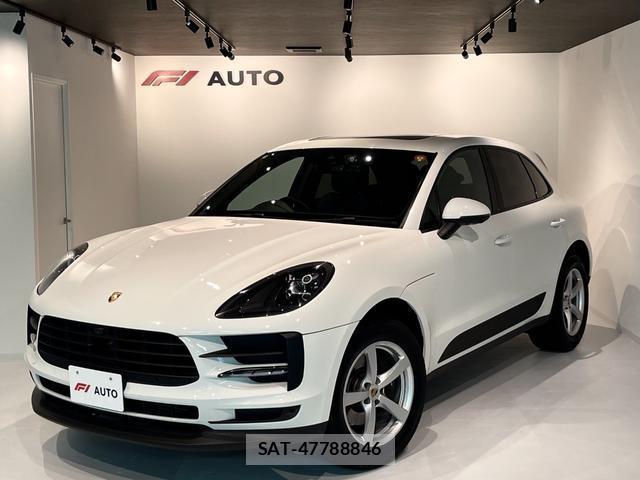 Porsche MACAN 2021-04 8551921-0