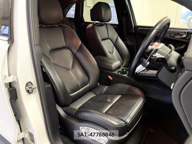 Porsche MACAN 2021-04 8551921-12