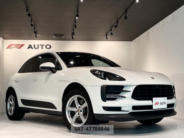 Porsche MACAN 2021-04 8551921-6
