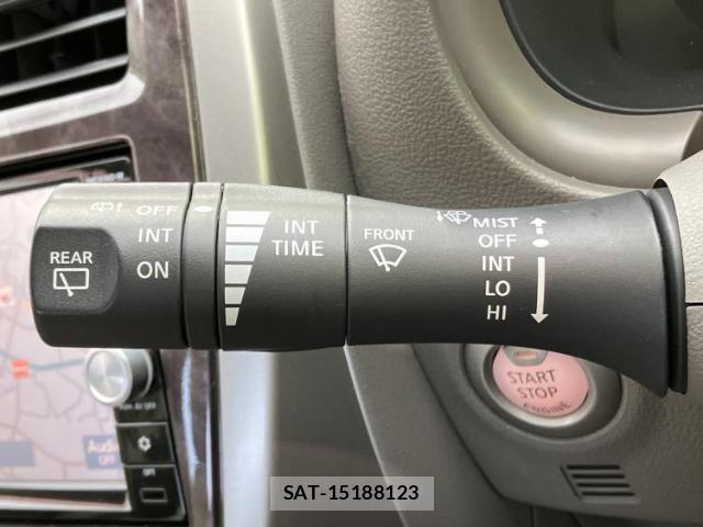 Nissan MARCH 2016-08 8546207-15