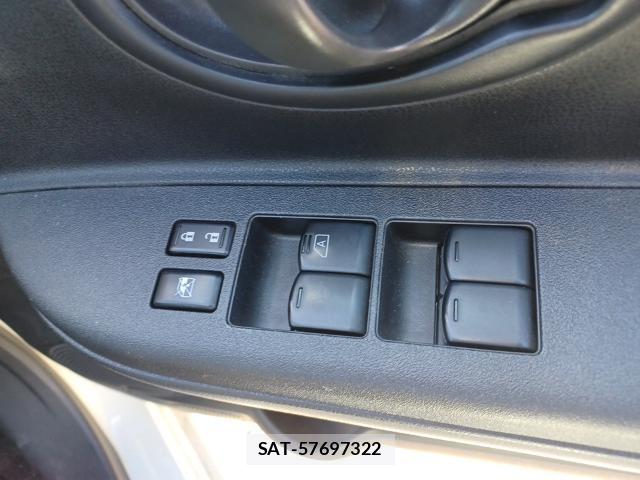 Nissan MARCH 2017-08 8552210-13