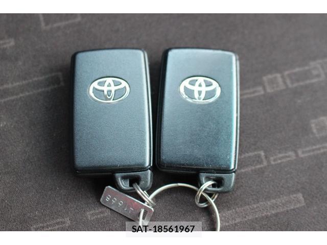 Toyota MARK X ZIO 2008-10 8547488-19