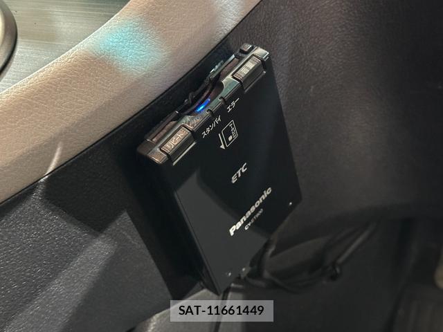 Toyota MARK X ZIO 2007-10 8551251-3