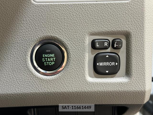 Toyota MARK X ZIO 2007-10 8551251-9