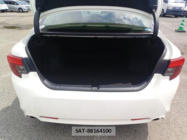 Toyota MARK X 2015-08 8546499-5