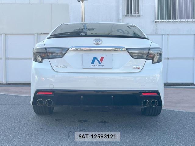 Toyota MARK X 2013-02 8549939-14