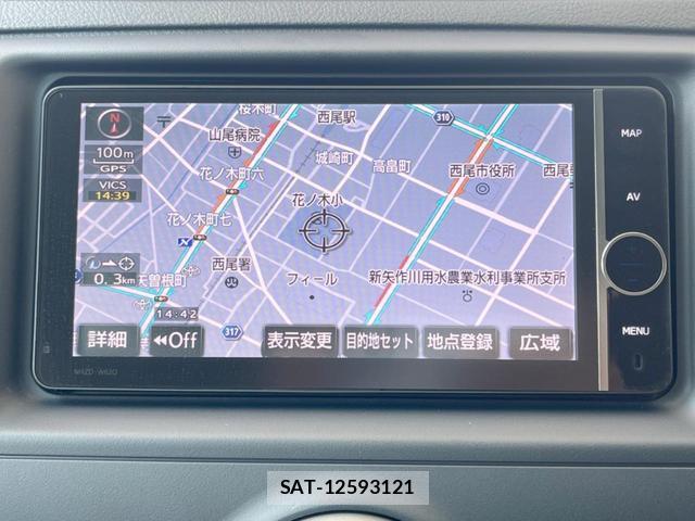 Toyota MARK X 2013-02 8549939-2