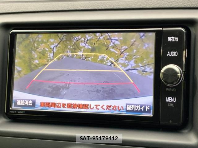 Toyota MARK X 2016-08 8552297-10