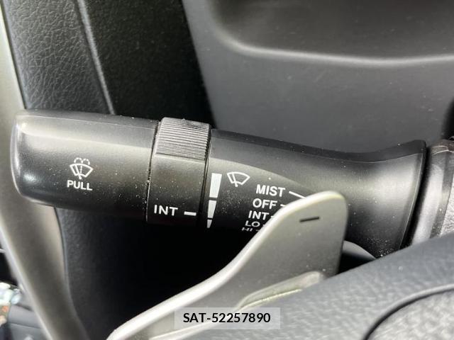 Toyota MARK X 2019-09 8552469-16
