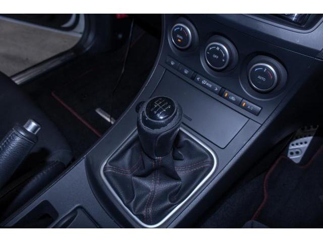 Mazda AXELA 2013-05 8551424-15