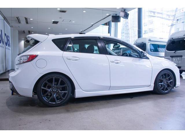 Mazda AXELA 2013-05 8551424-3