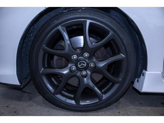 Mazda AXELA 2013-05 8551424-8