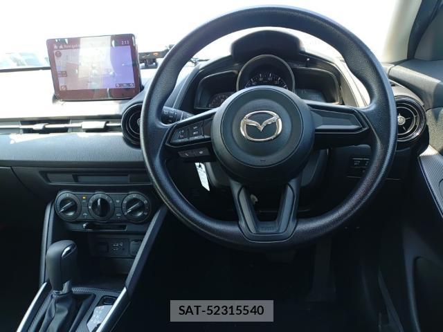 Mazda MAZDA2 2022-08 8545652-2