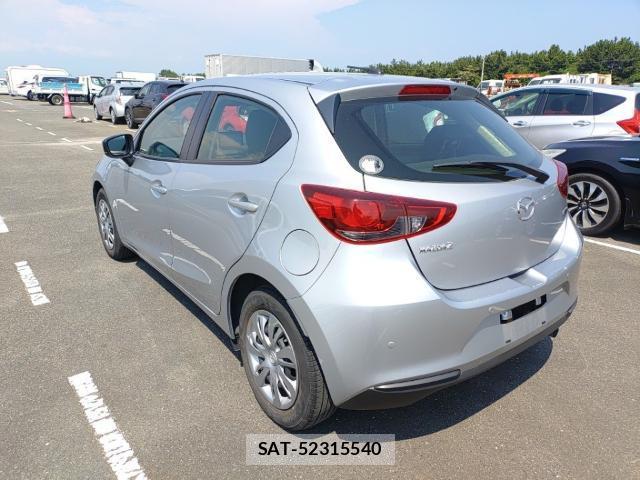 Mazda MAZDA2 2022-08 8545652-5