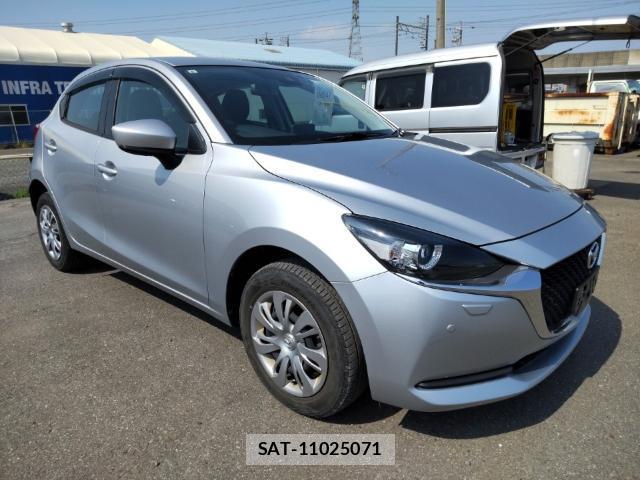 Mazda MAZDA2 2021-08 8552161-3