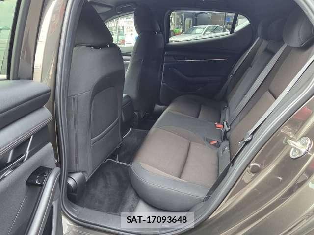 Mazda MAZDA3 2021-04 8545591-7