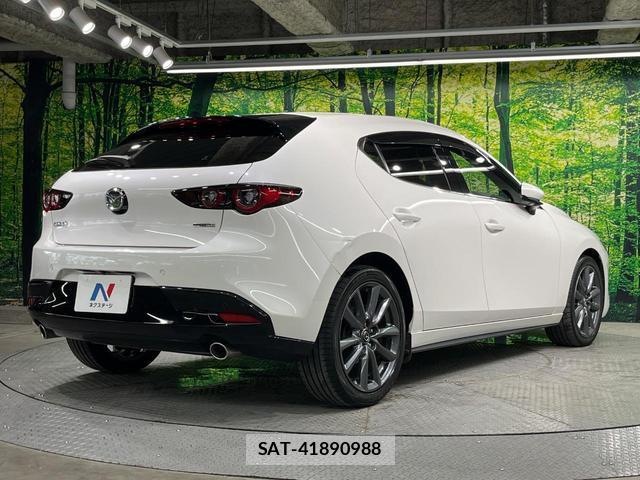 Mazda MAZDA3 2022-08 8548489-16