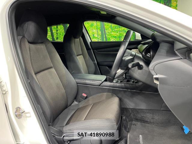 Mazda MAZDA3 2022-08 8548489-7
