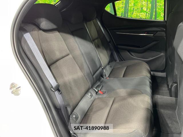 Mazda MAZDA3 2022-08 8548489-8