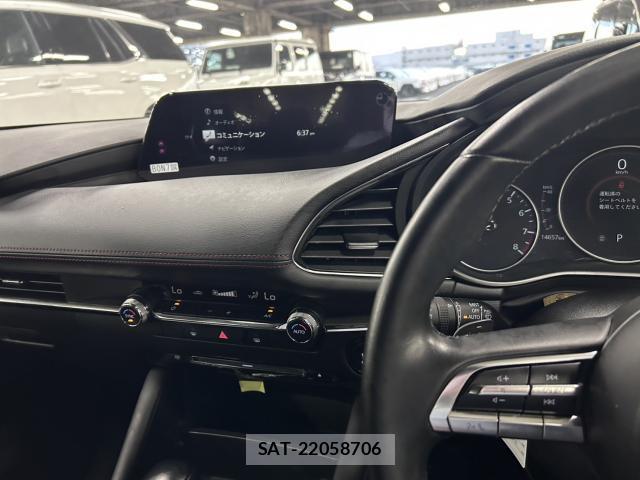Mazda MAZDA3 2021-11 8548628-12