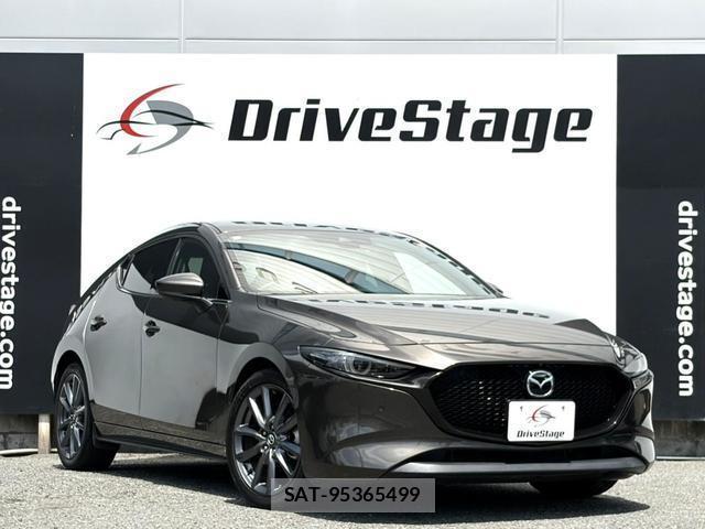 Mazda MAZDA3 2019-07 8548664-2