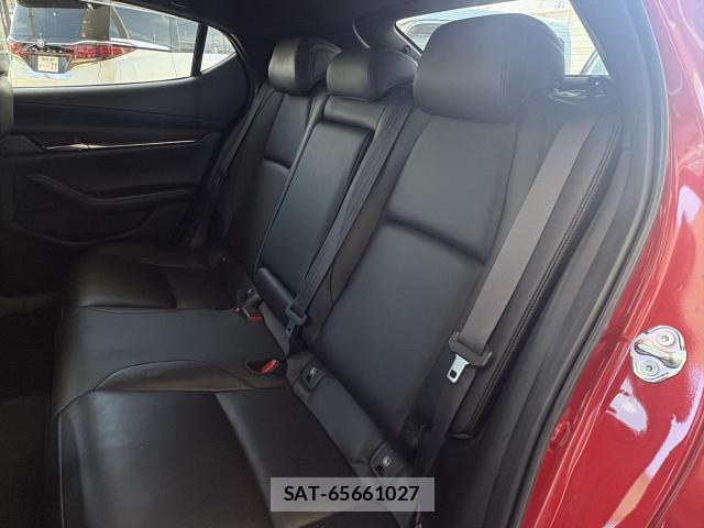 Mazda MAZDA3 2019-11 8549036-6
