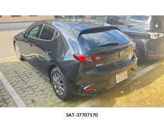 Mazda MAZDA3 2019-07 8551242-2