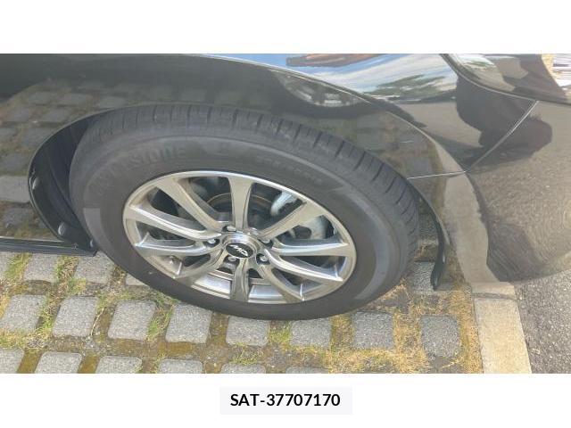 Mazda MAZDA3 2019-07 8551242-4