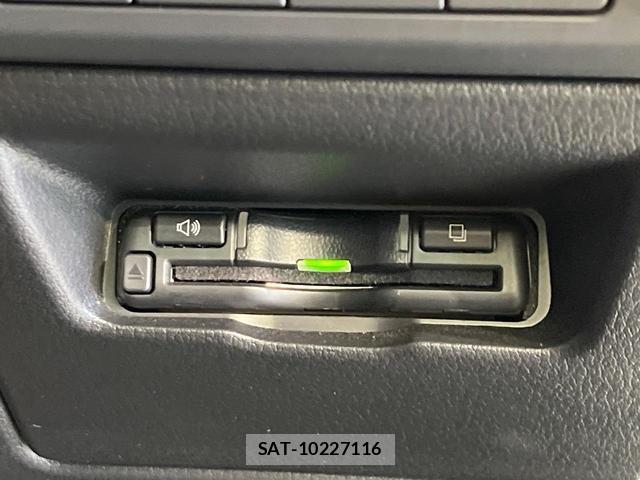 Mazda MAZDA3 2019-07 8551866-6