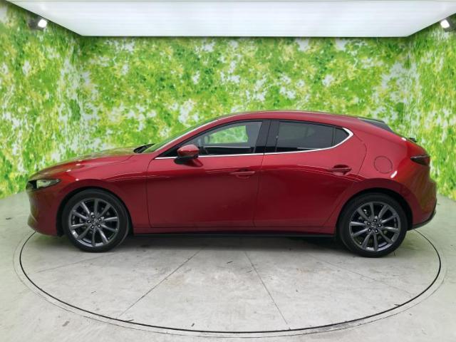 Mazda MAZDA3 2019-05 8552572-1