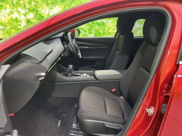 Mazda MAZDA3 2019-05 8552572-5